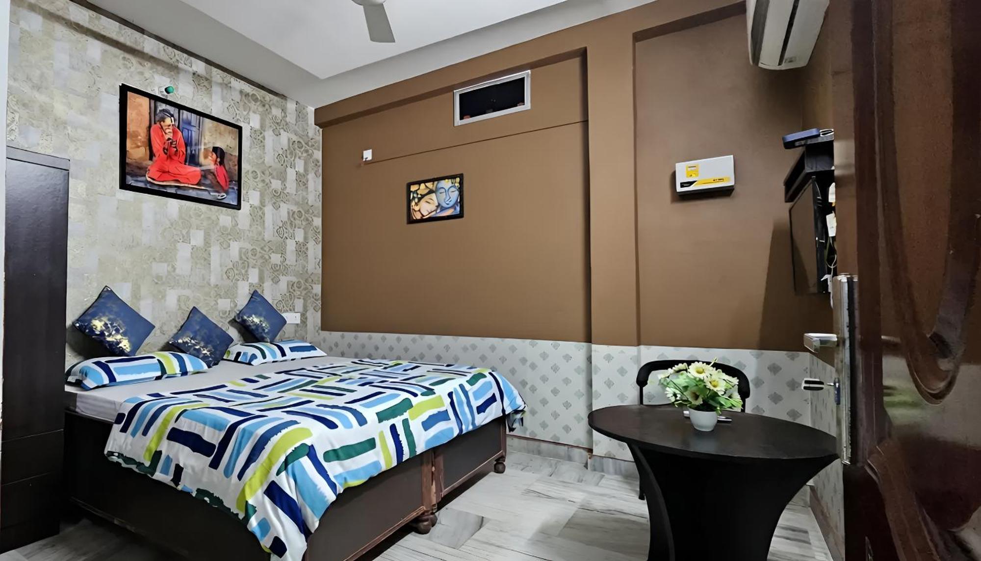 Banjara House N Cafe Hostel - Varanasi, Varanasi